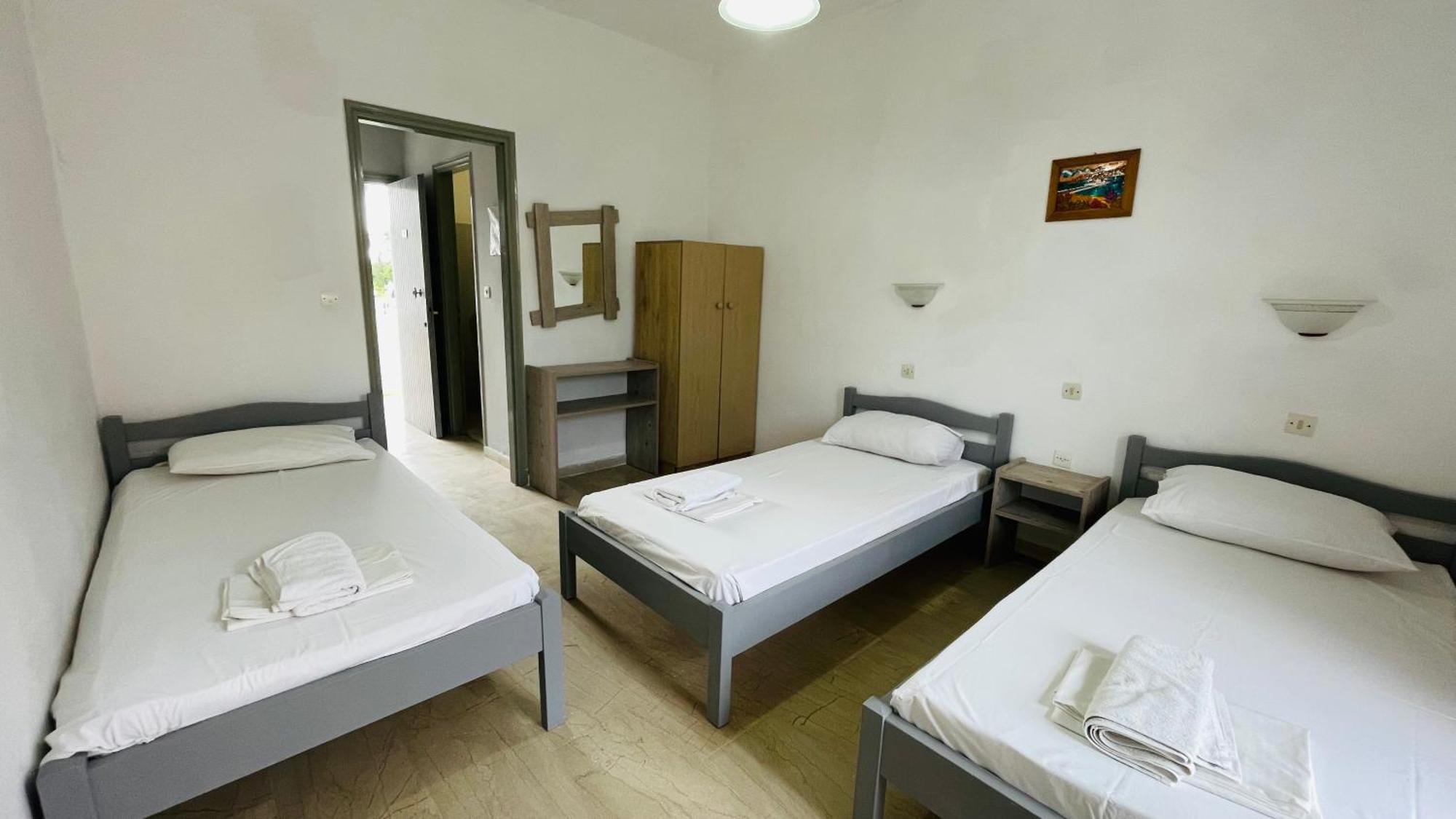 Hotel Full House Kávos Zewnętrze zdjęcie